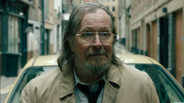 我要配资 谍战剧天花板更新，《流人》第五季回归，慢马团队秒杀007阵容